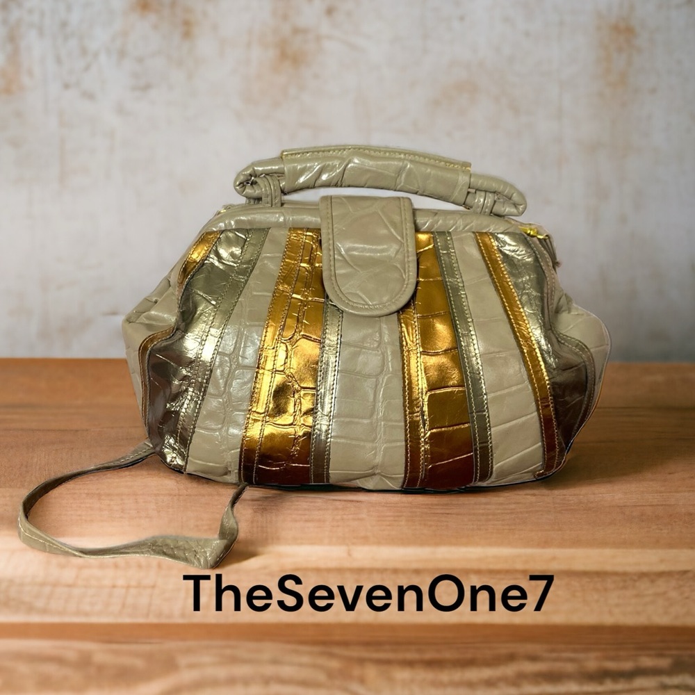 1990’s vintage leather  brown and bronze crossbody shoulder bag handbag.